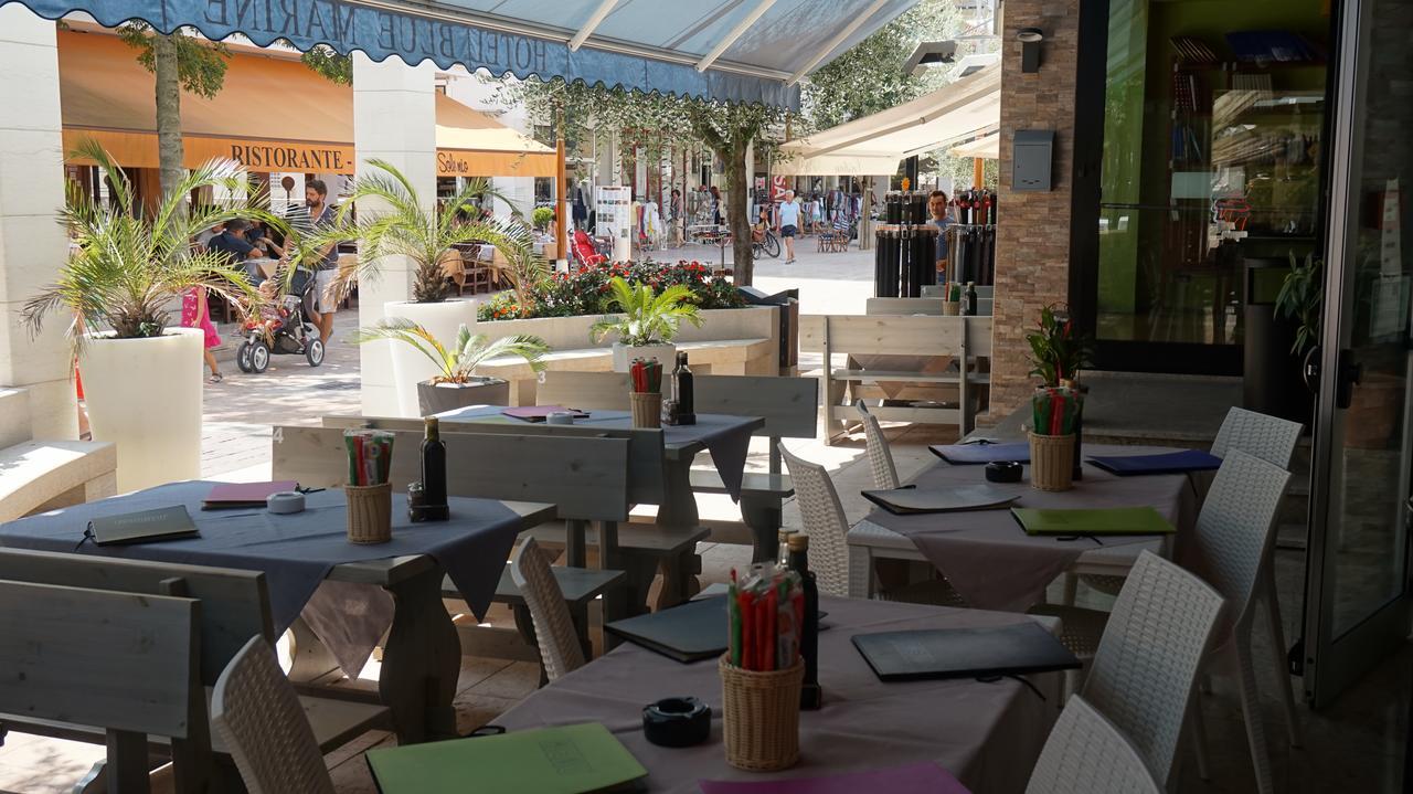 Hotel Blue Marine Lignano Sabbiadoro Exterior foto